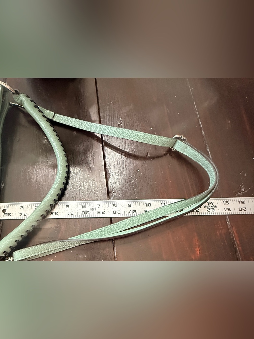 Le Borse di Giulia Genuine
Leather Sage Green
Convertible cross body
Bag NWOT - Picture 15 of 15
